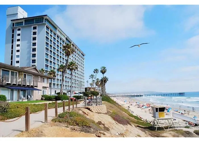 Ocean View Luxury Condo Oceanfront And Pool